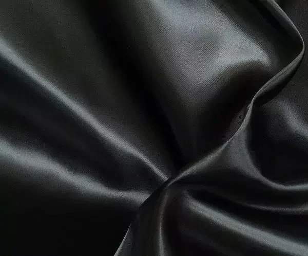 F4H Saténový šál KK000229-220 černá 