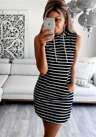 MINI ŠATY / DLOUHÉ TRIČKO klokanka s kapucí 427954-2 černá proužek L