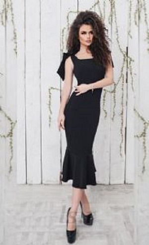 Elegantní pouzdrové ŠATY MIDI s volánem 80251908-2 černá L