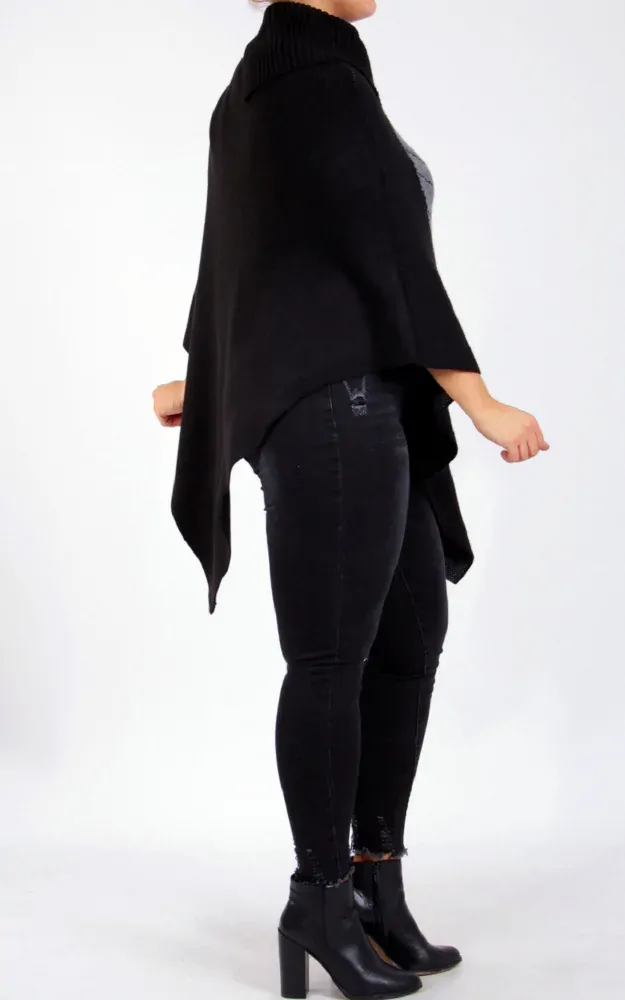 Pletené elegantní dámské PONČO s vysokým límcem a knoflíky 3312795-2 černá PLUS SIZE