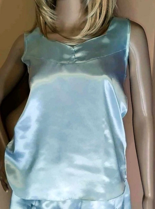 Luxusní dámská saténová košilka 0306-5 pistáciová S 