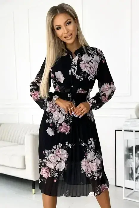 Numoco 449-3 CARLA Plisované midi šaty na knoflíky a dlouhý rukáv - růže na černém pozadí UNI