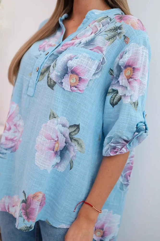 Dámská bavlněná halenka 12038-6 modrá s květy univerzální L / XL 