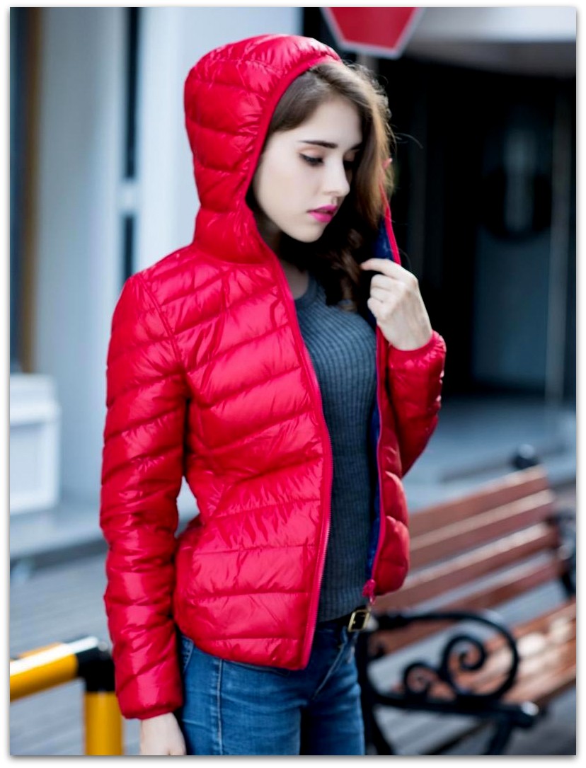 Oboustranná ULTRA LIGHT péřová bunda s kapucí 330171-3 červená/modrá L/XL