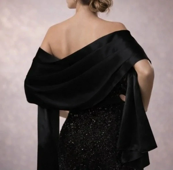 F4H Saténový šál KK000229-220 černá 