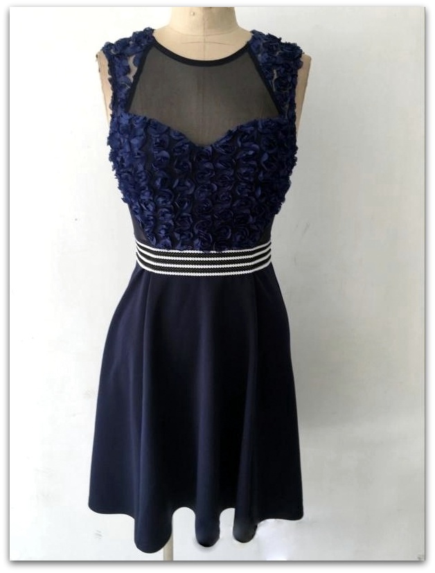 Luxusní společenské ŠATY MINI s krajkou 317459-3 NAVY modrá S/M
