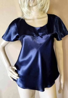 Luxusní dámská saténová KOŠILKA krátký rukáv 0311-3 tmavě modrá S / M / L 